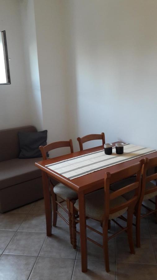 Apartments Bacvar 32 卡利 外观 照片